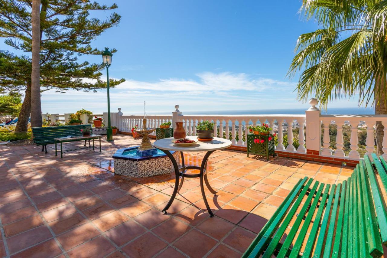 Hermoso Villa
